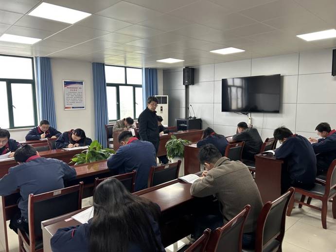 建材公司、檢測公司聯(lián)合開展管理人員業(yè)務(wù)提升考試